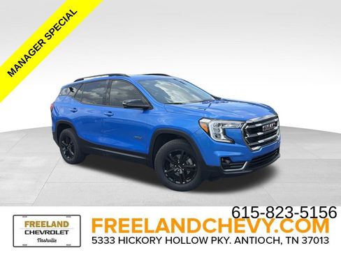 Used 2024 GMC Terrain AT4 AWD/4WD image 1