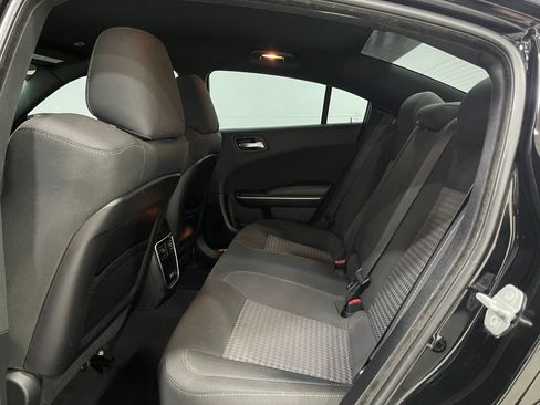 Used 2019 Dodge Charger R/T RWD image 28