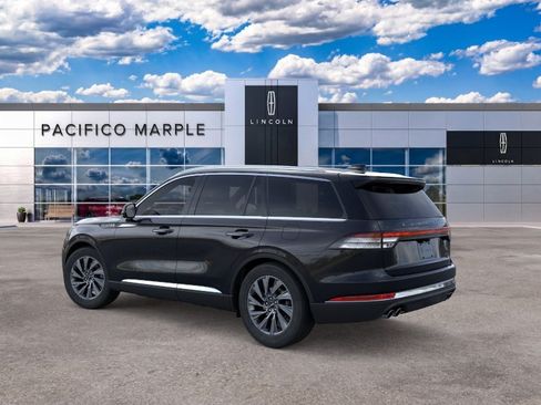New 2026 Lincoln Aviator AWD image 4