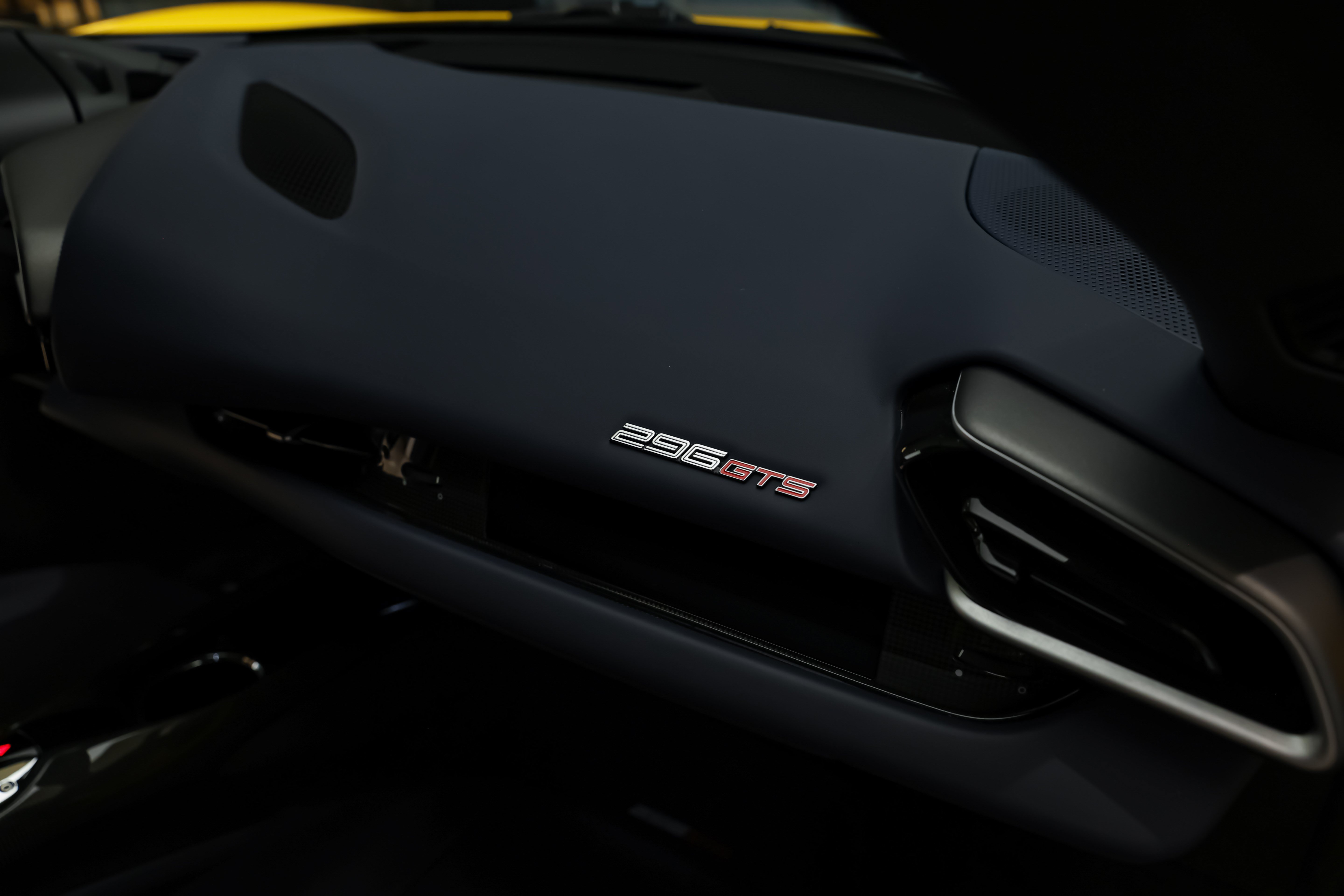 Used 2025 Ferrari 296 GTS RWD image 33