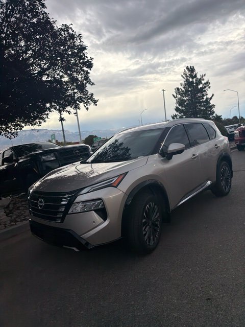 Certified 2024 Nissan Rogue Platinum w/ Platinum Premium Package AWD/4WD image 8