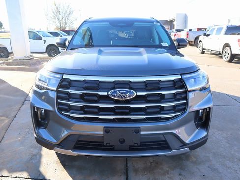 New 2026 Ford Explorer Active w/ Active Comfort Package image 10