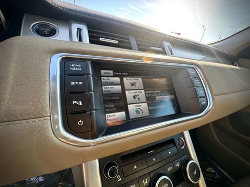 Used 2015 Land Rover Range Rover Evoque Pure Plus image 16