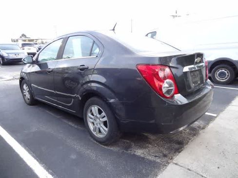 Used 2014 Chevrolet Sonic LT FWD image 6