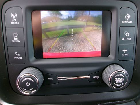 Used 2019 Jeep Renegade Sport w/ Sport Appearance Group AWD/4WD image 14