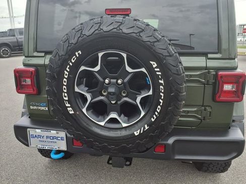 Used 2023 Jeep Wrangler Unlimited Rubicon 4xe w/ Cold Weather Group AWD/4WD image 26