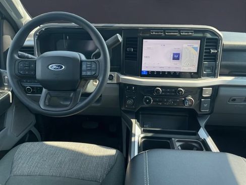 Used 2023 Ford F350 XLT w/ Black Appearance Package AWD/4WD image 10