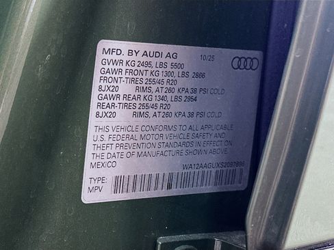 Used 2025 Audi Q5 Premium w/ Premium Plus AWD/4WD image 32