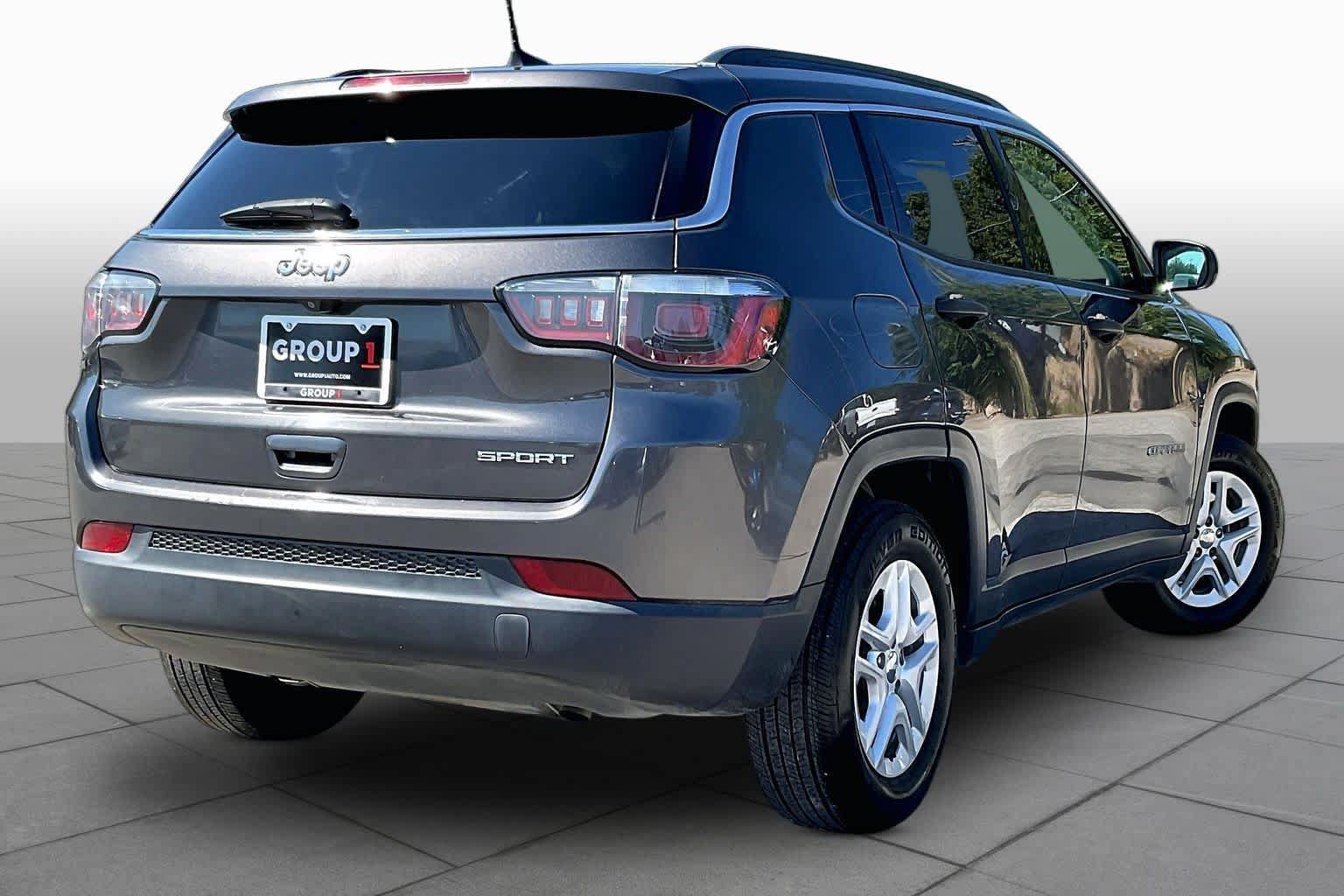 Used 2019 Jeep Compass Sport FWD image 13