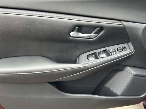 Certified 2021 Nissan Sentra SV image 25