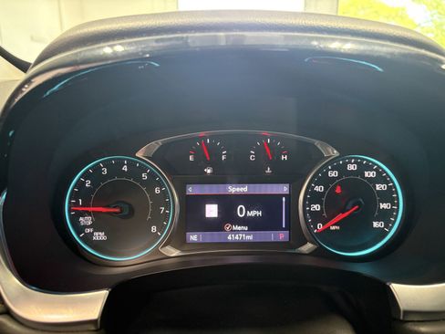 Used 2021 Chevrolet Traverse RS AWD/4WD image 23