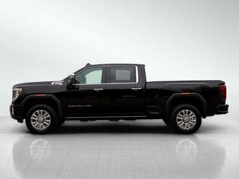 Used 2022 GMC Sierra 2500 Denali image 2