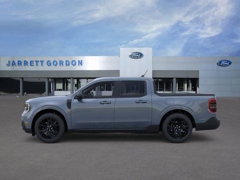 New 2025 Ford Maverick Lariat w/ Black Appearance Package image 3