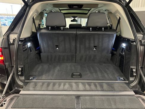 Used 2022 BMW X7 xDrive40i w/ Premium Package image 38