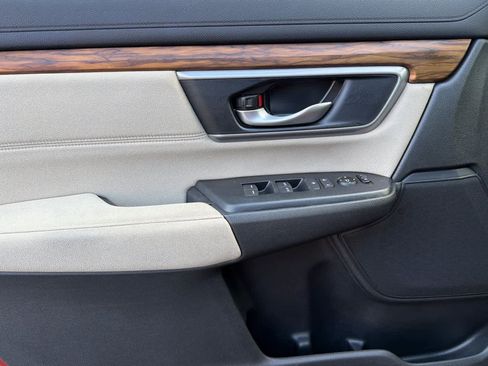 Used 2017 Honda CR-V EX image 14