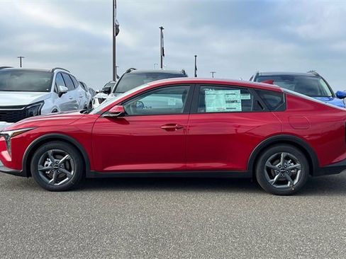 New 2025 Kia K4 LXS image 10