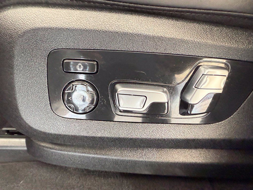 Used 2024 BMW X5 xDrive40i w/ Premium Package AWD/4WD image 33