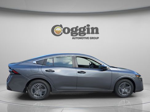 Used 2010 Ford Taurus SEL image 6