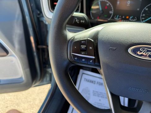 Used 2022 Ford Maverick XLT image 28