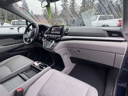Used 2019 Honda Odyssey EX image 9