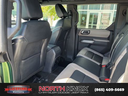 Used 2023 Ford Bronco Wildtrak AWD/4WD image 15