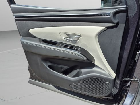 Used 2024 Hyundai Tucson Limited FWD image 23