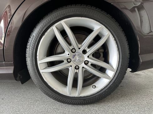 Used 2012 Mercedes-Benz C 250 Sedan image 42