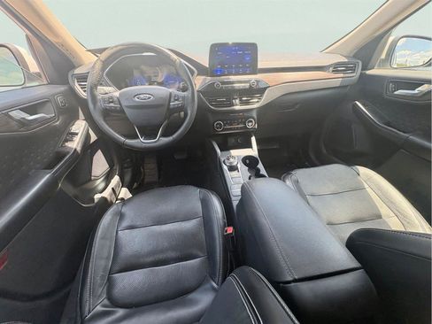 Used 2020 Ford Escape Titanium AWD/4WD image 10