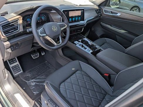 New 2026 Volkswagen Atlas SEL Premium R-Line image 10