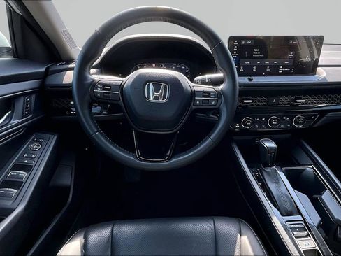 Used 2024 Honda Accord EX-L image 9