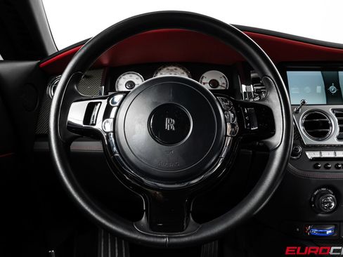Used 2016 Rolls-Royce Wraith RWD image 28