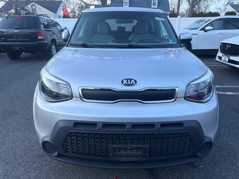 Used 2016 Kia Soul w/ Convenience Package image 1