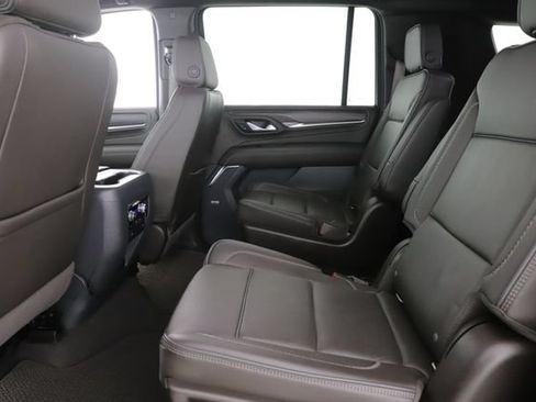 Used 2022 GMC Yukon XL Denali w/ Max Trailering Package AWD/4WD image 28