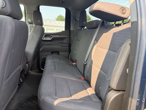Used 2022 Chevrolet Silverado 1500 LT AWD/4WD image 23