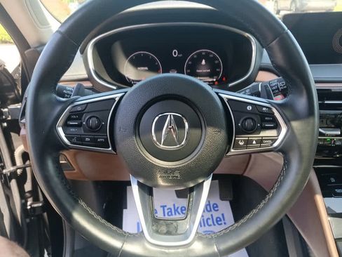 Used 2023 Acura MDX SH-AWD w/ Technology Package image 11