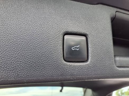 Used 2021 Ford Escape SE w/ Convenience Package FWD image 24