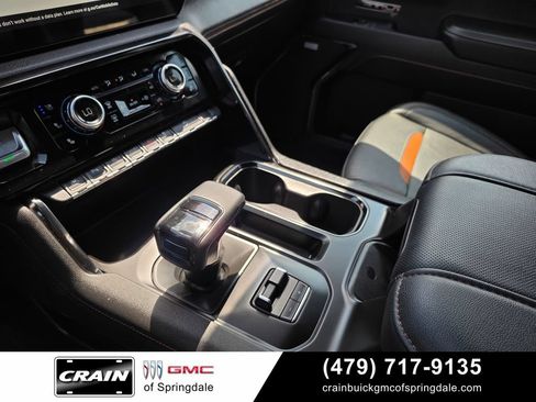 Used 2024 GMC Sierra 1500 AT4 AWD/4WD image 19