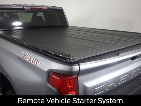 Used 2020 Chevrolet Silverado 1500 Custom Trail Boss w/ Custom Convenience Package AWD/4WD image 27