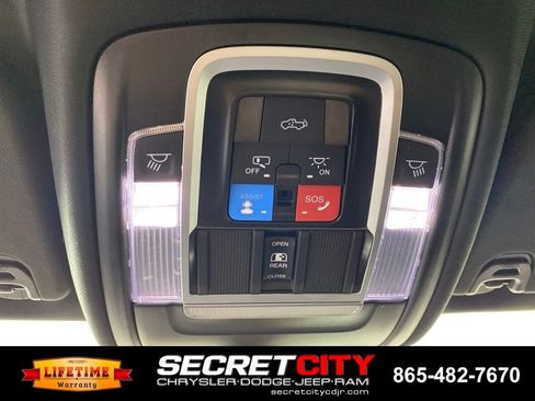 Used 2025 RAM 1500 Big Horn AWD/4WD image 20