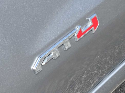 Certified 2024 GMC Sierra 1500 AT4 w/ AT4 Preferred Package AWD/4WD image 12