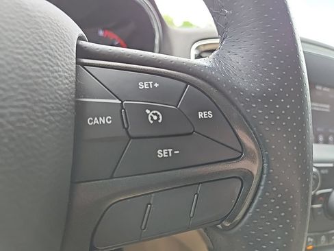 Used 2018 Dodge Durango SXT w/ Quick Order Package 2BB AWD/4WD image 13