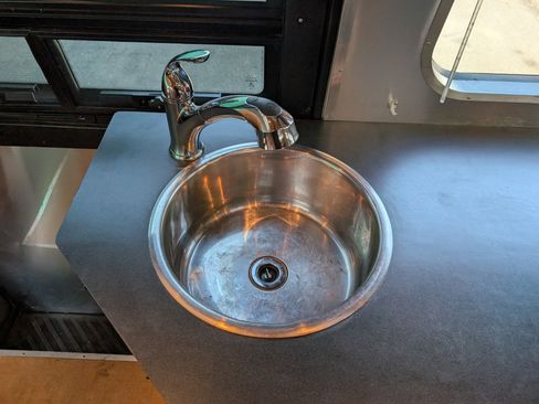 Used 2005 Dodge Sprinter 2500 w/ PWR Convenience Group image 20