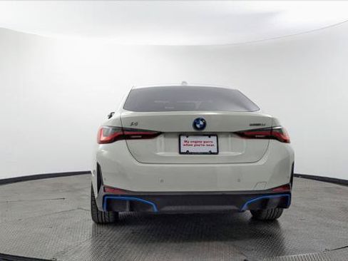 Used 2023 BMW i4 eDrive35 w/ Premium Package RWD image 7