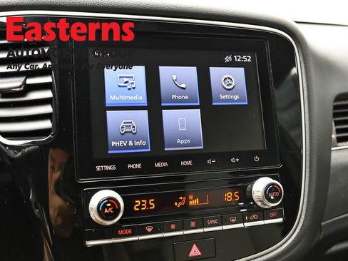 Used 2020 Mitsubishi Outlander SEL AWD/4WD image 17