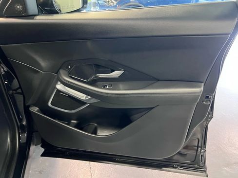 Used 2018 Jaguar E-PACE S image 22