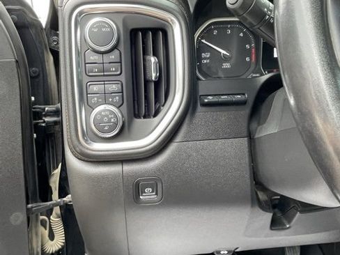 Used 2020 GMC Sierra 1500 AT4 w/ AT4 Premium Package image 11