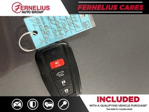 Used 2021 Toyota Highlander Limited AWD/4WD image 53
