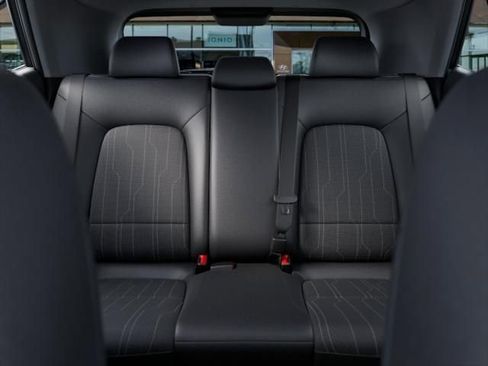 New 2026 Hyundai Venue SE FWD image 12
