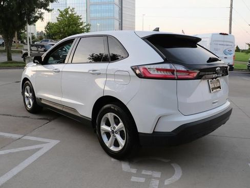 Used 2021 Ford Edge SE FWD image 5
