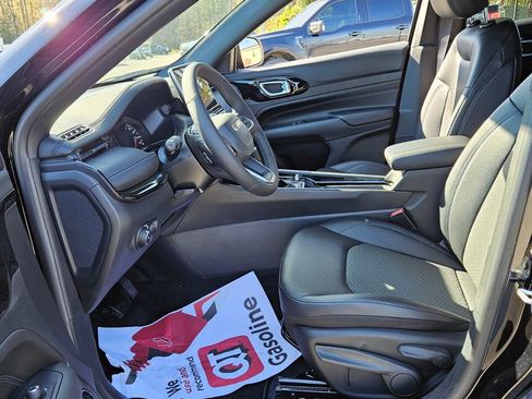 New 2026 Jeep Compass Latitude image 5